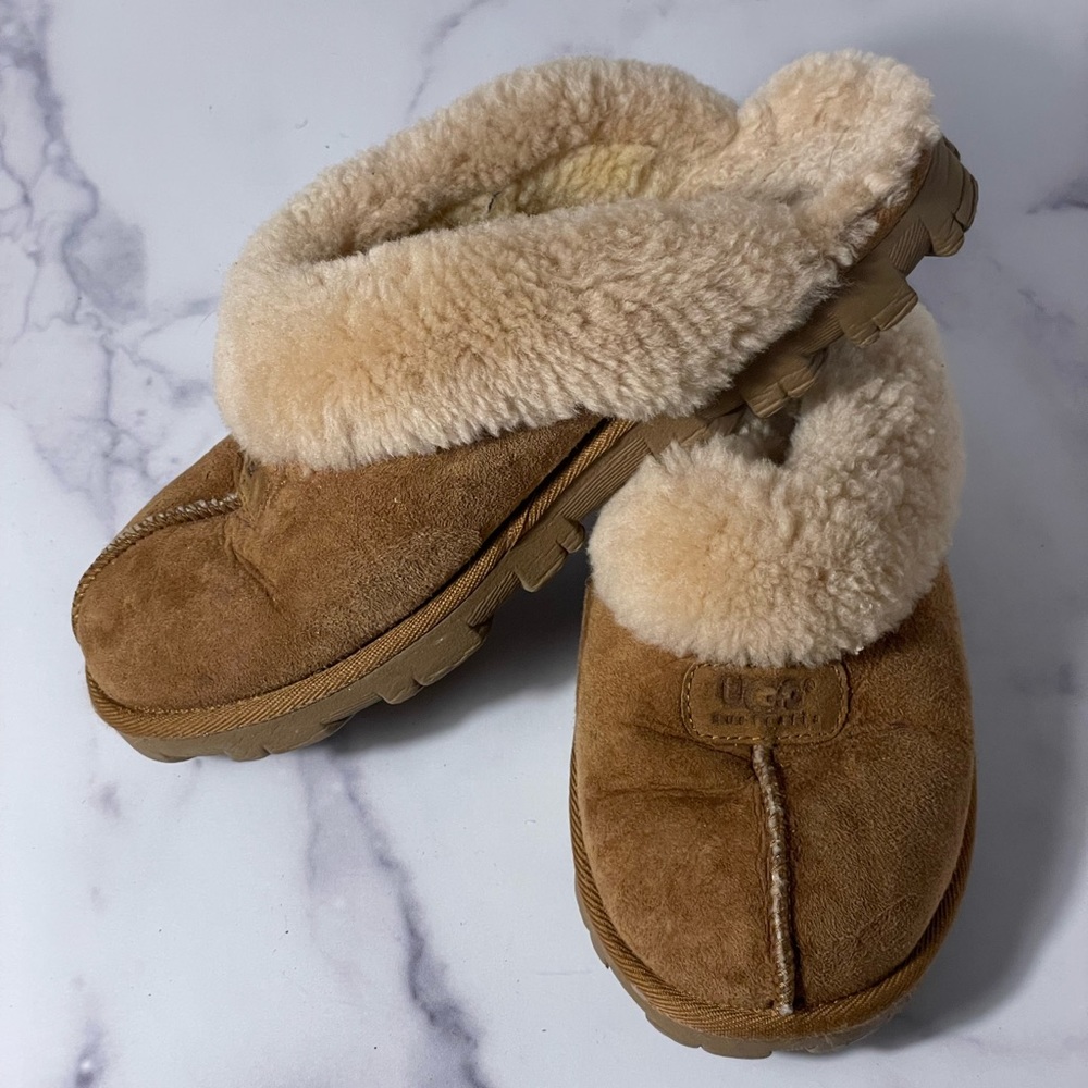 UGG Women’s slippers size 8